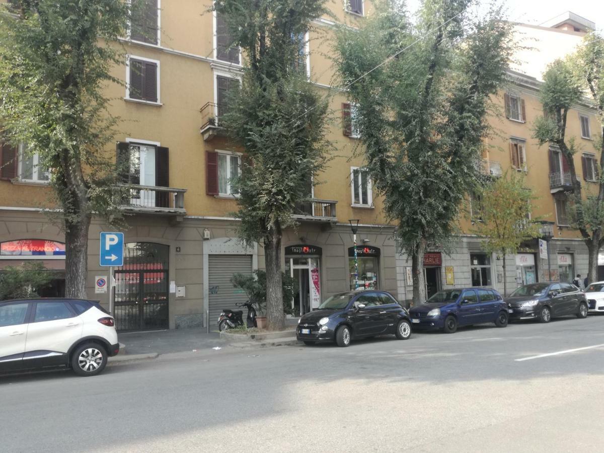 Via Crema 6 Milaan